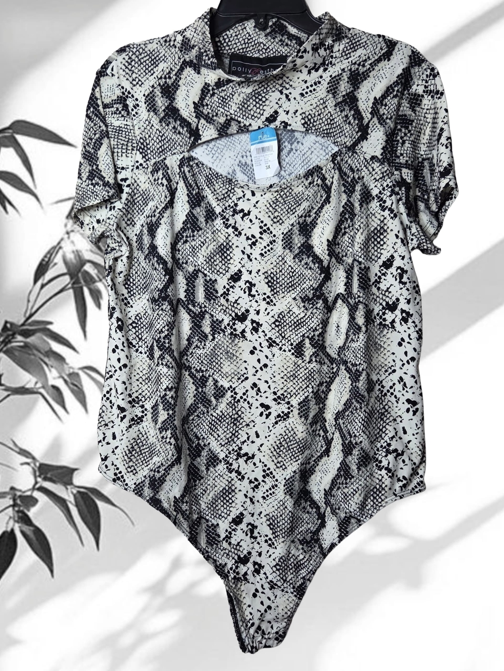 Polly & Esther Black & White Snake-Print Short Sleeve Bodysuit